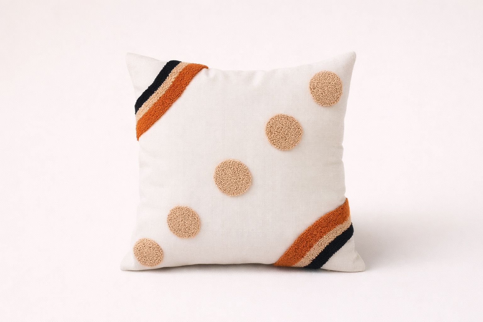 Retro Ponpon Süslemeli Kırlent